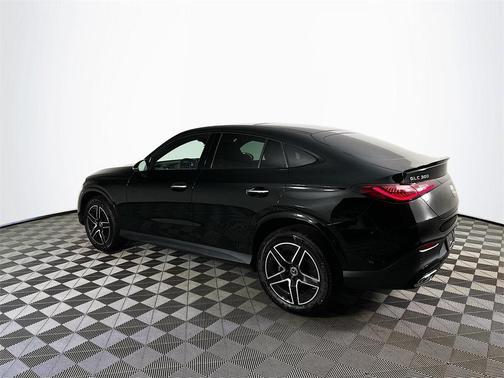 2025 Mercedes-Benz GLC 300 4MATIC Coupe