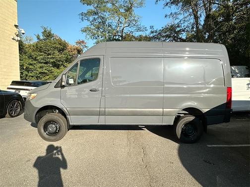 2025 Mercedes-Benz Sprinter 2500 Standard Roof