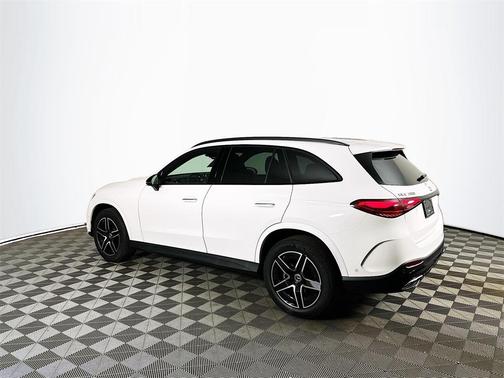 2026 Mercedes-Benz GLC 300 Base 4MATIC