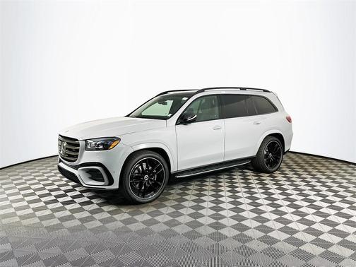 2026 Mercedes-Benz GLS 580 