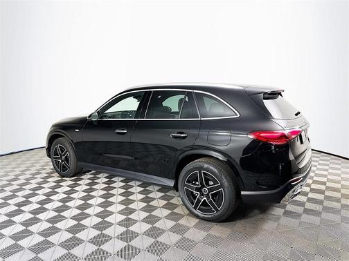 2025 Mercedes-Benz GLC 350e Base 4MATIC