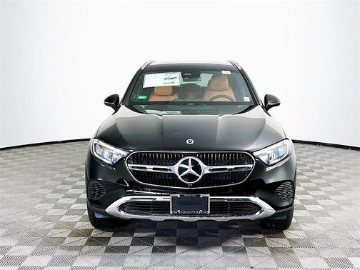 2025 Mercedes-Benz GLC 350e Base 4MATIC