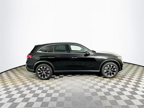 2025 Mercedes-Benz GLC 350e Base 4MATIC