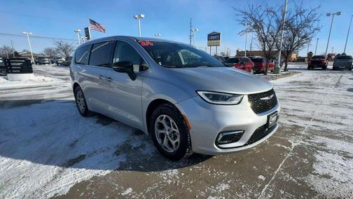 2024 Chrysler Pacifica Limited