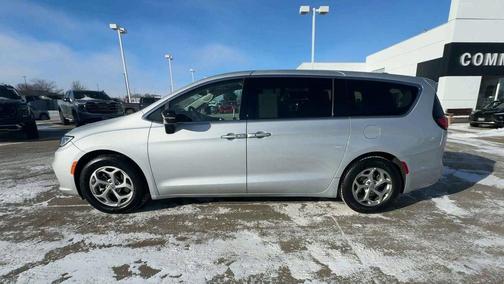 2024 Chrysler Pacifica Limited