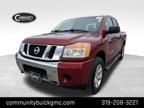 2013 Nissan Titan SV