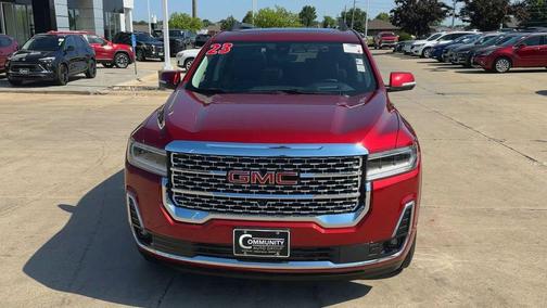 2023 GMC Acadia Denali