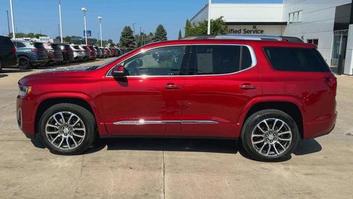 2023 GMC Acadia Denali