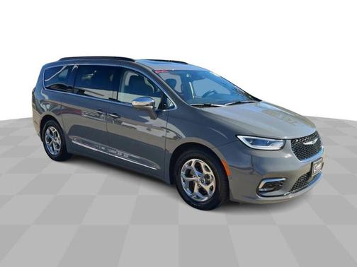 2022 Chrysler Pacifica Limited