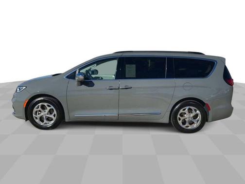 2022 Chrysler Pacifica Limited