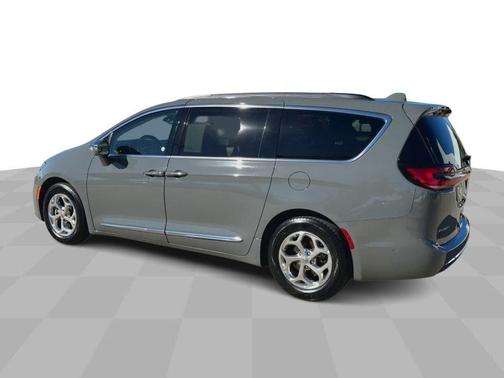2022 Chrysler Pacifica Limited