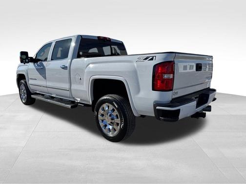 2017 GMC Sierra 2500 Denali