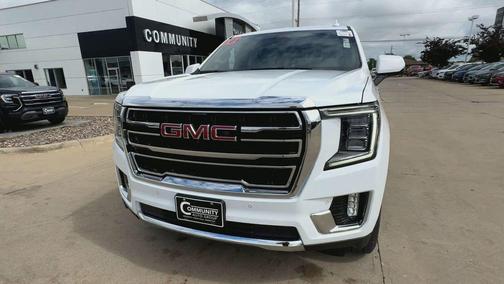 2022 GMC Yukon SLT