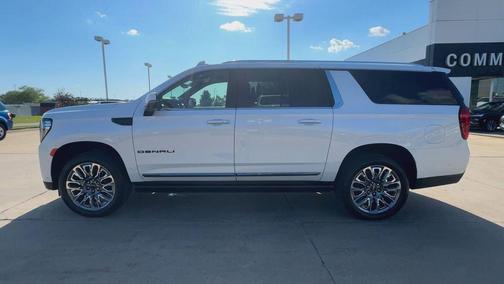 2023 GMC Yukon XL Denali Ultimate