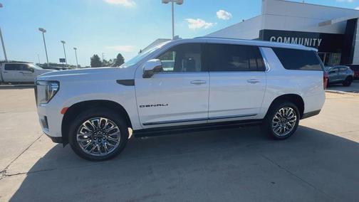 2023 GMC Yukon XL Denali Ultimate