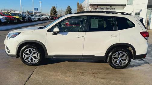 2023 Subaru Forester Premium