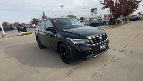 2022 Volkswagen Tiguan 2.0T SE R-Line Black