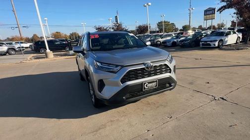 2025 Toyota RAV4 XLE