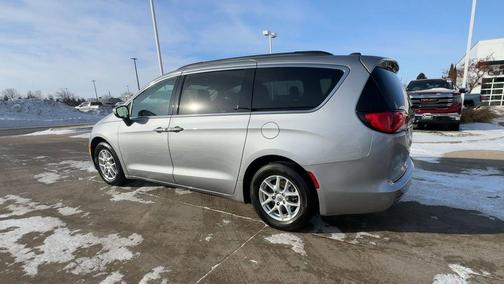 2021 Chrysler Voyager LXI