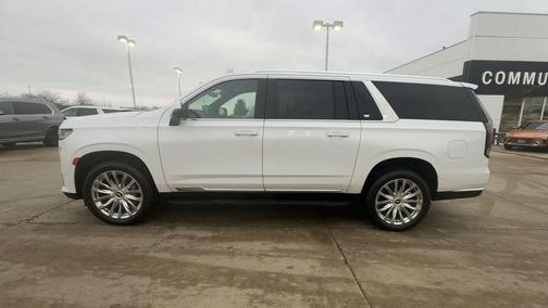 2022 Cadillac Escalade ESV Premium Luxury