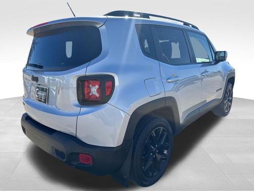 2017 Jeep Renegade Altitude