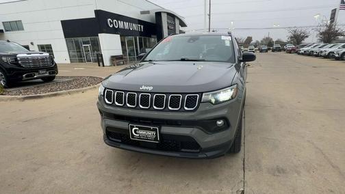 2023 Jeep Compass Latitude