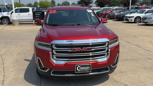 2023 GMC Acadia SLT