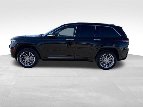2023 Jeep Grand Cherokee Summit