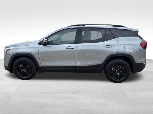 Gray 2024 GMC Terrain AT4