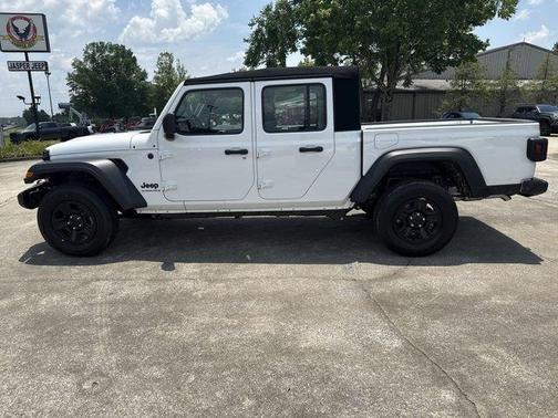2025 Jeep Gladiator Sport