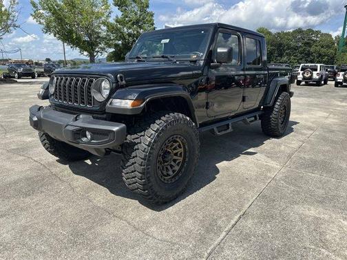 2025 Jeep Gladiator Sport