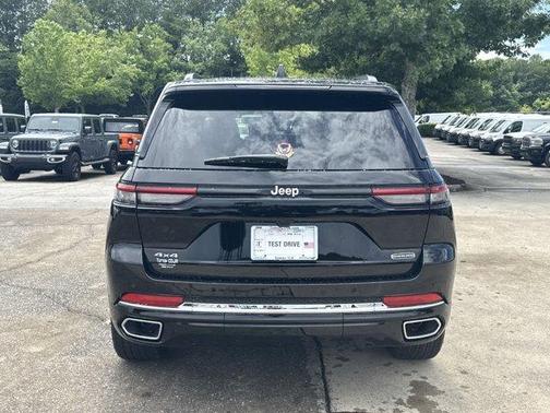 2025 Jeep Grand Cherokee Overland