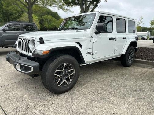 2024 Jeep Wrangler Sahara