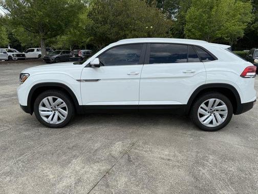 2023 Volkswagen Atlas Cross Sport 2.0T SE w/Technology