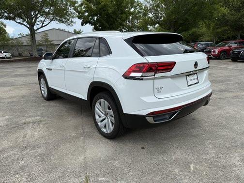 2023 Volkswagen Atlas Cross Sport 2.0T SE w/Technology