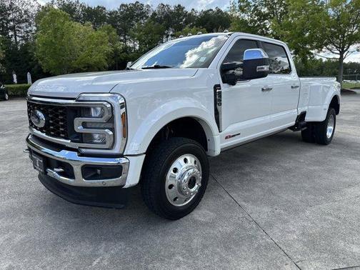 2023 Ford F-450 Lariat