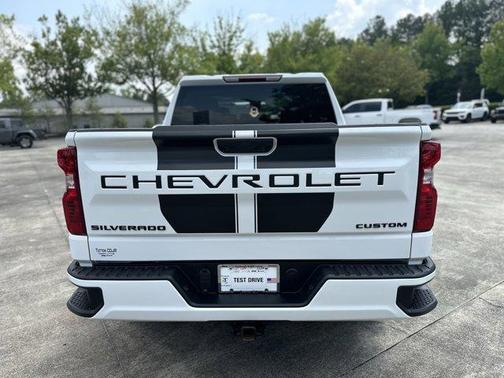 2024 Chevrolet Silverado 1500 Custom