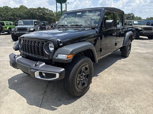 2025 Jeep Gladiator Sport