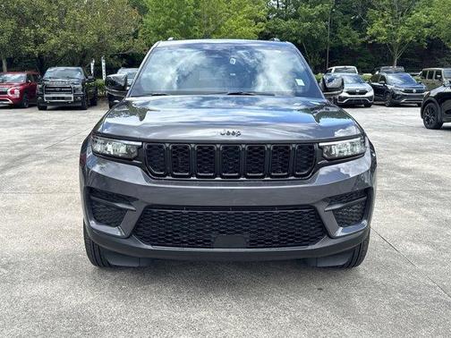 2024 Jeep Grand Cherokee Laredo