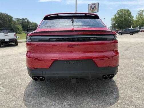 2024 Porsche Cayenne AWD