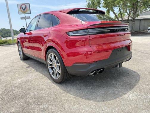 2024 Porsche Cayenne AWD