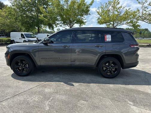 2021 Jeep Grand Cherokee L Laredo