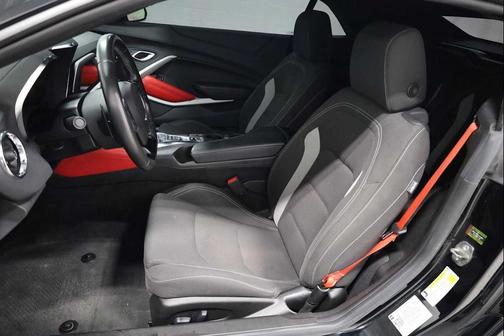 2023 Chevrolet Camaro RWD Convertible LT1