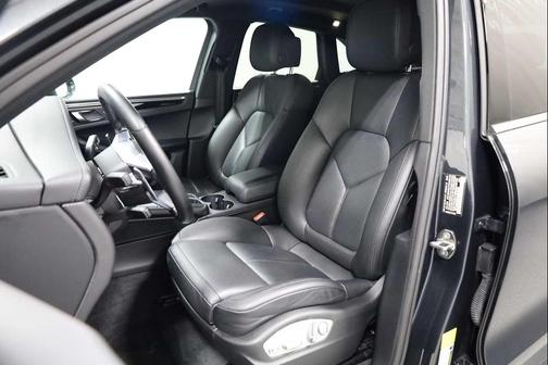 2018 Porsche Macan AWD