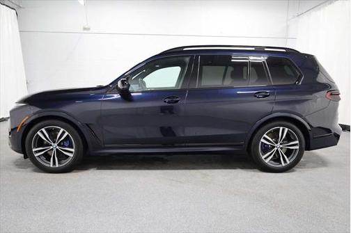 2024 BMW X7 M60i