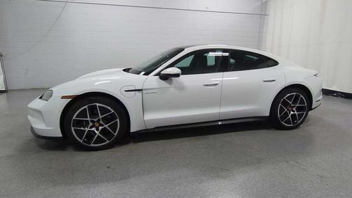 2025 Porsche Taycan RWD