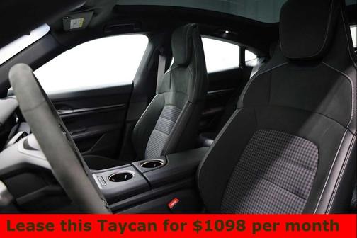 2025 Porsche Taycan RWD