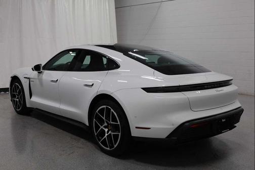 2025 Porsche Taycan RWD