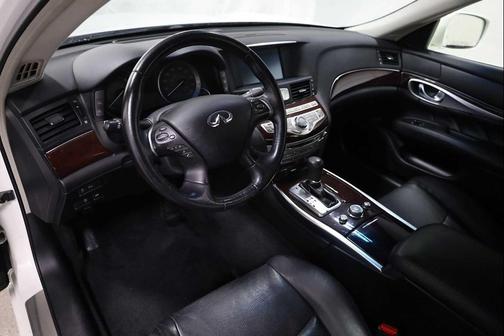 2013 INFINITI M37x Base