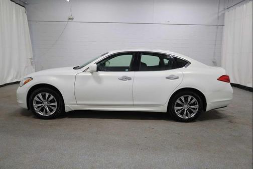 2013 INFINITI M37x Base